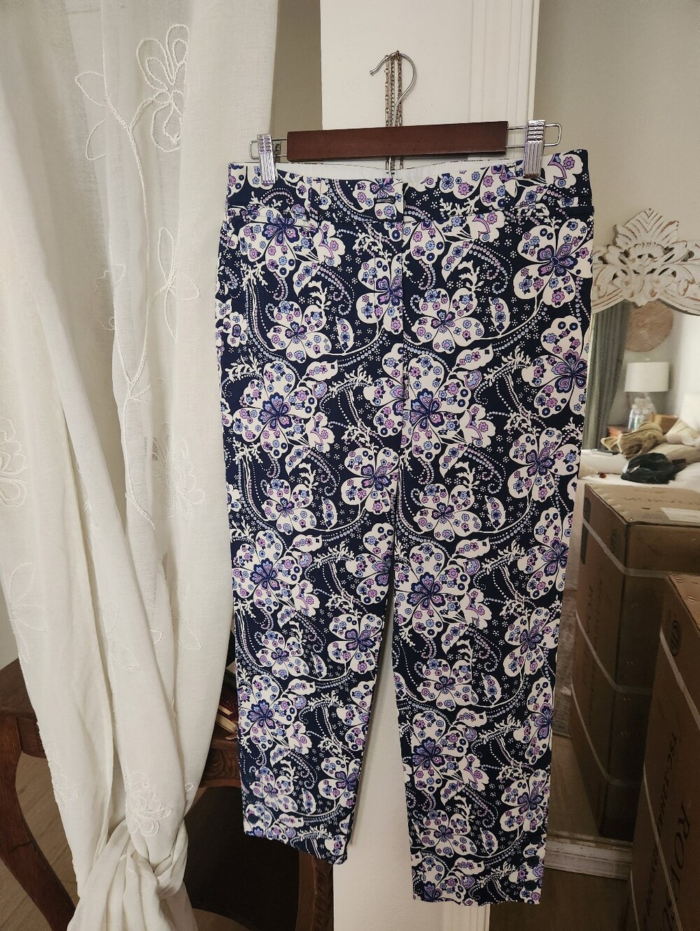 Talbots Navy Floral Print Cropped Pants